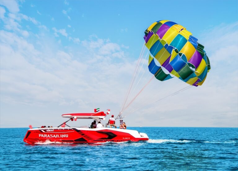 Parasailing Dubai: Soar Above the Arabian Gulf for Stunning Views